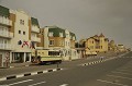 <center>
Non loin du bord de mer. Swakopmund Namibie. Rue de la ville de Swakopmund 