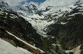 <center>
Découvrir la vallée depuis ce versant offre une image<br>
intéressante sur les reliefs et la rivière Valnontey. Vallée de VALNONTEY dans la vallée de Cogne.
Rivière Valnontey.
La chaine du Grand Paradis 
